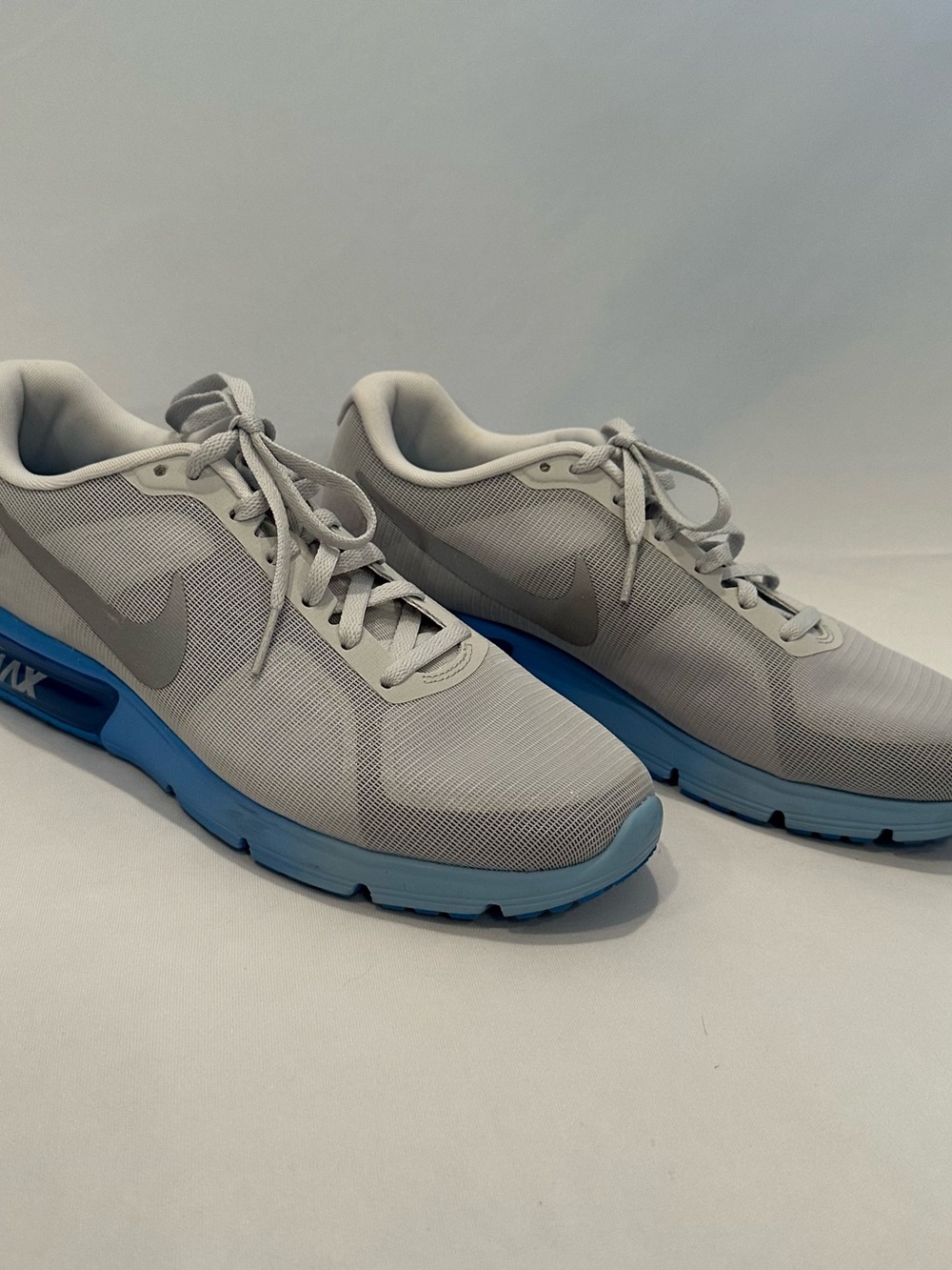 Nike Women’s Athletic Running Shoes - Light Gray & Blue